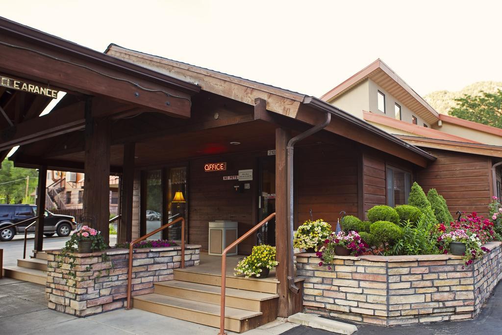 Glenwood Springs Cedar Lodge Extérieur photo